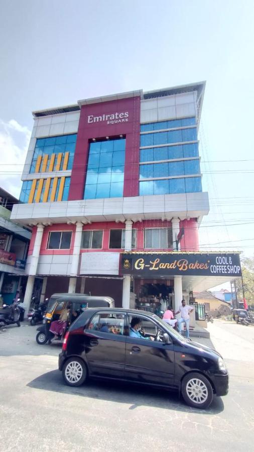 Hotel Emirates Residency Pudunagaram Esterno foto